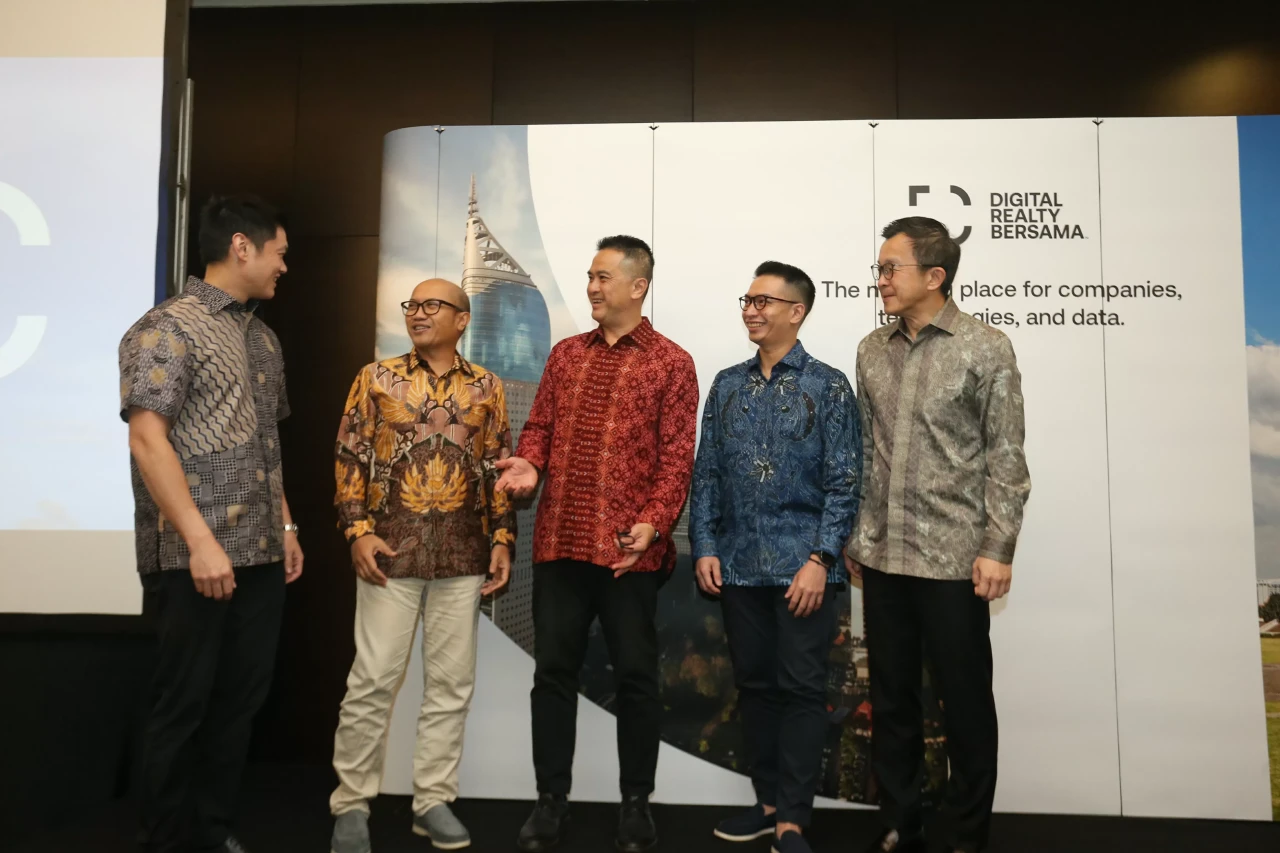 Digital Realty Bersama...
