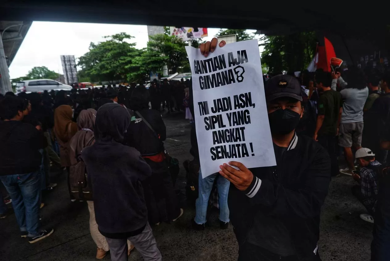 Aliansi Masyarakat Sipil...