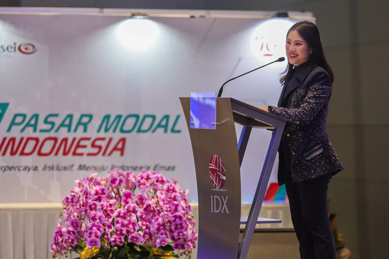 Angela Tanoesoedibjo...