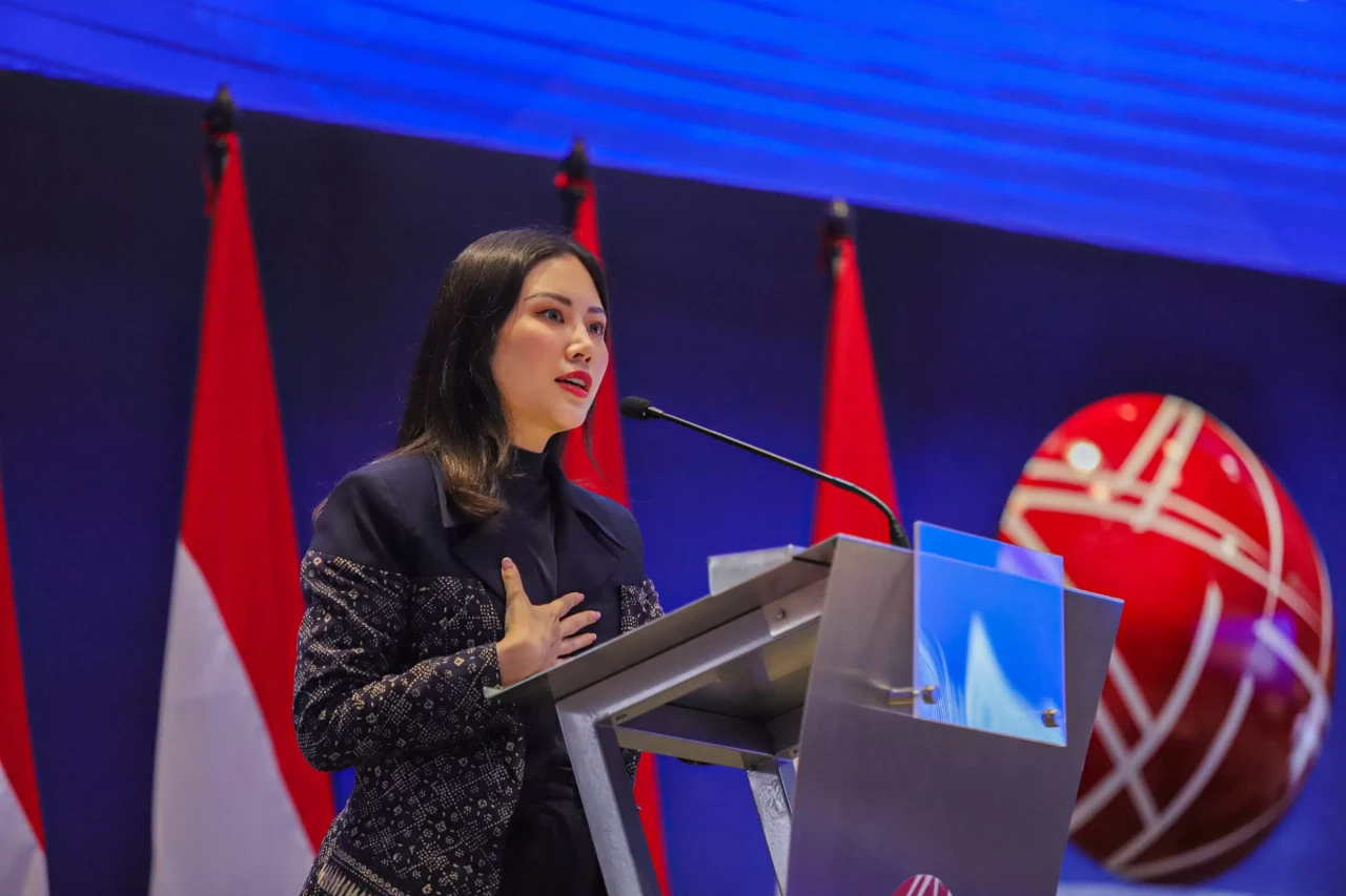 Angela Tanoesoedibjo...