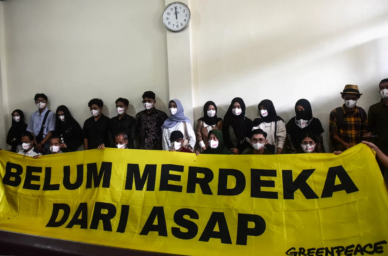 Potret Warga Bersaksi...