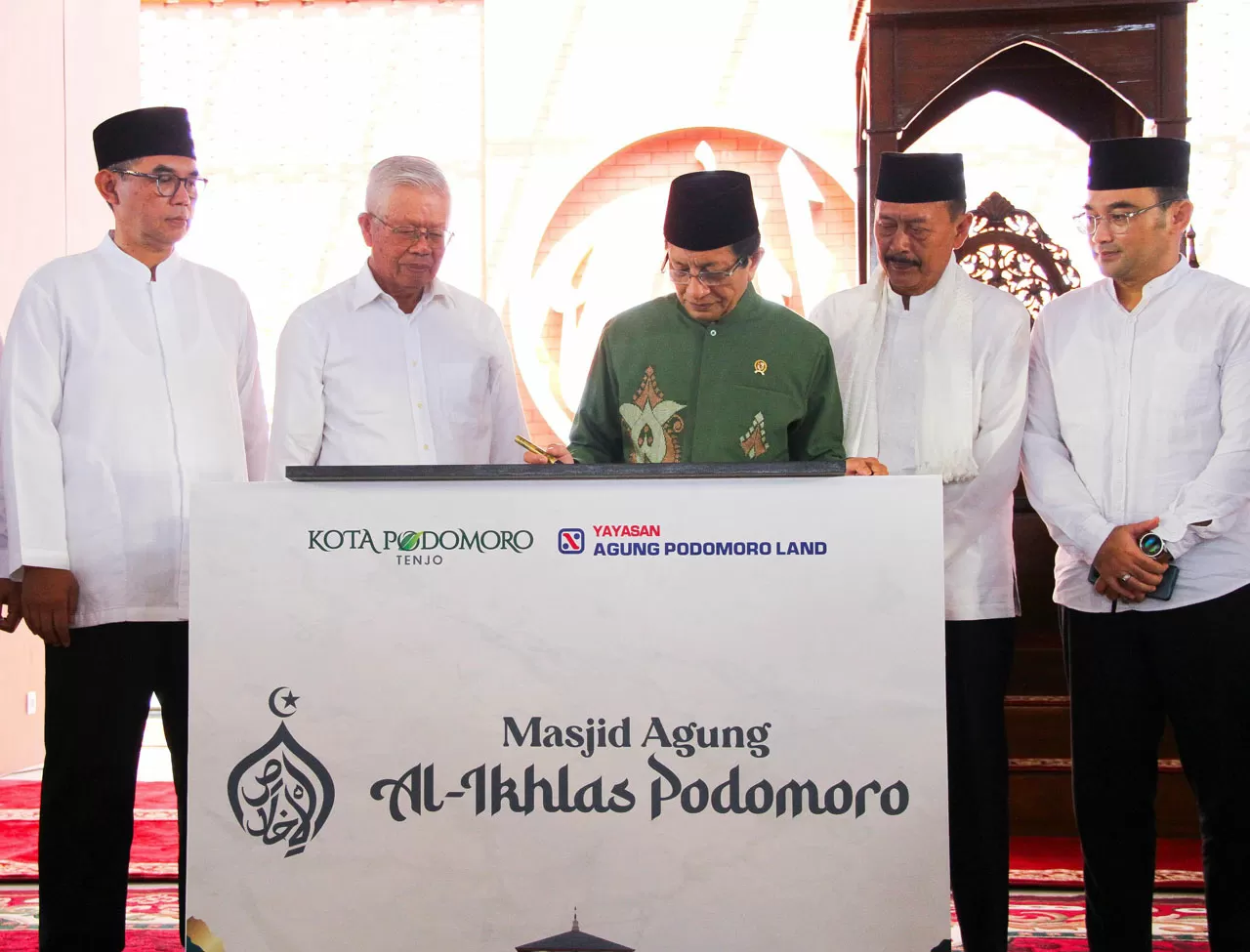 Menteri Agama Resmikan...