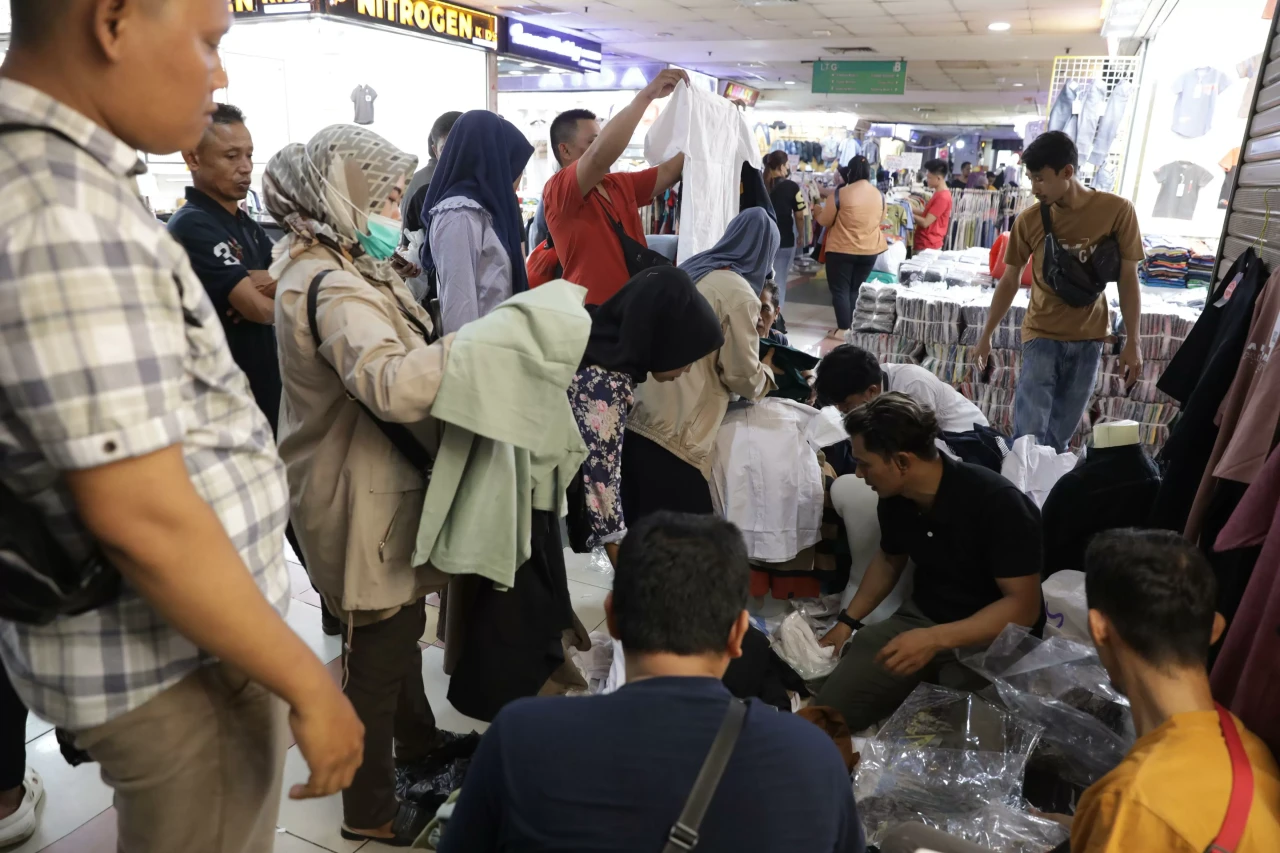 Kepadatan Pengunjung...