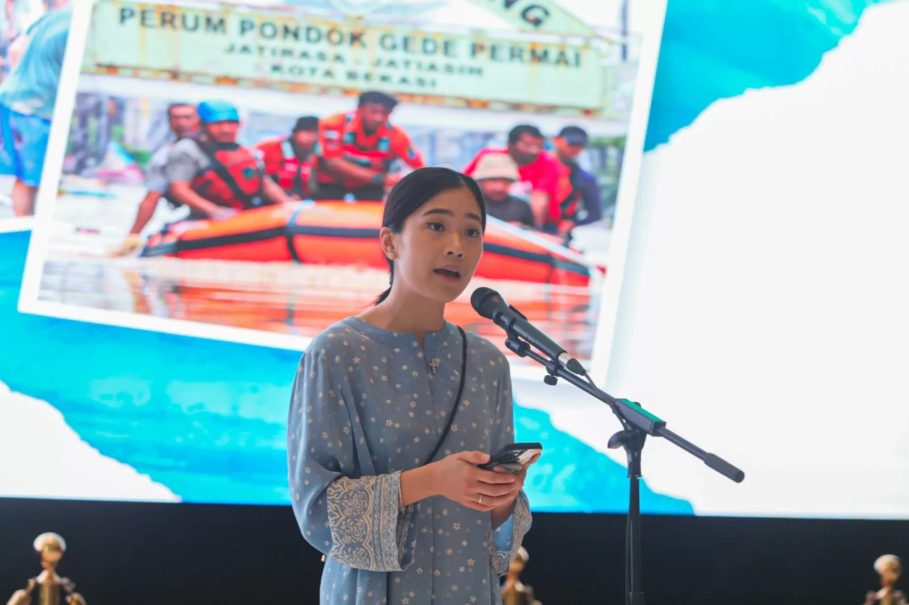 MNC Peduli Berikan Santunan...