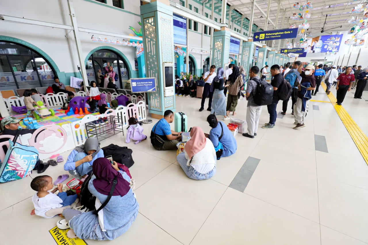Stasiun Pasar Senen...