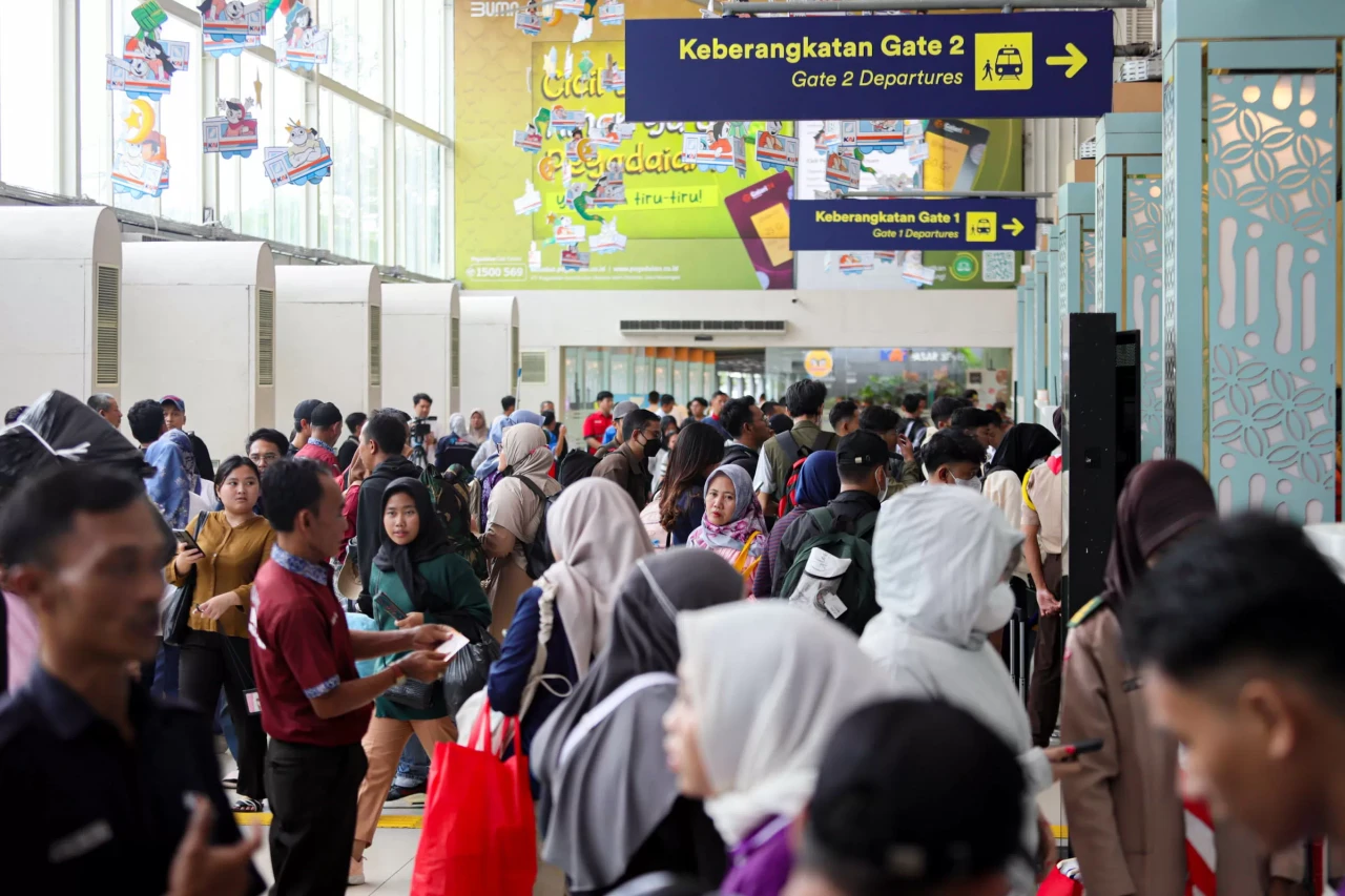 Stasiun Pasar Senen...