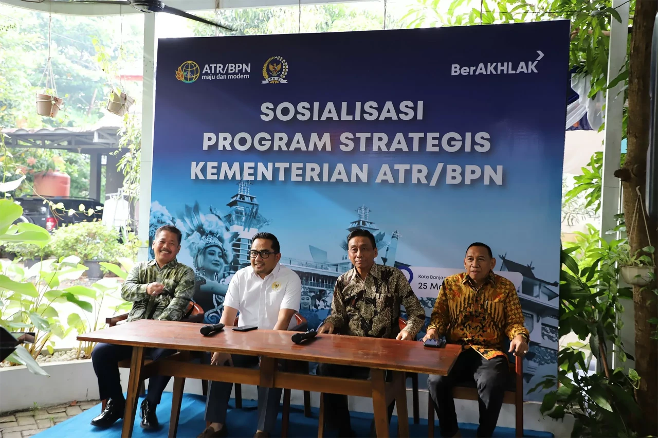 Sosialisasi Program...