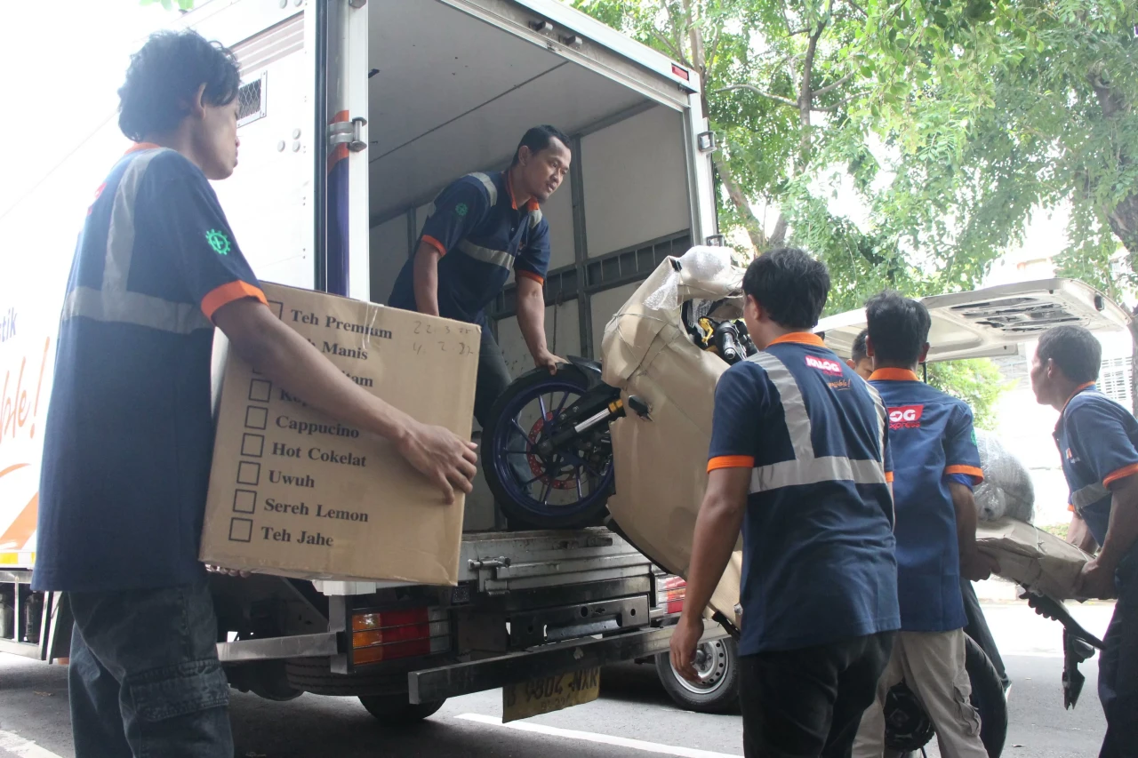 Pengiriman Paket Sepeda...