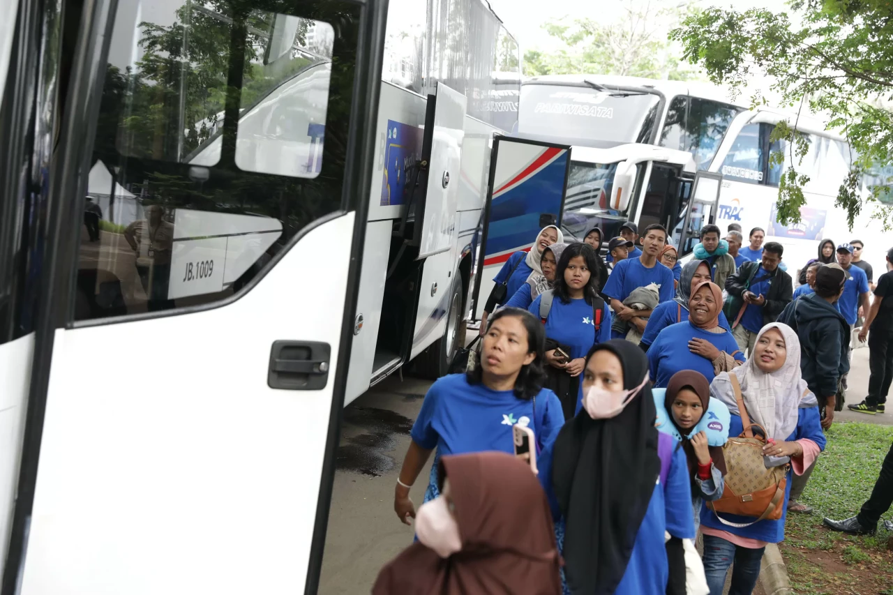 XL Gelar Mudik Bareng...