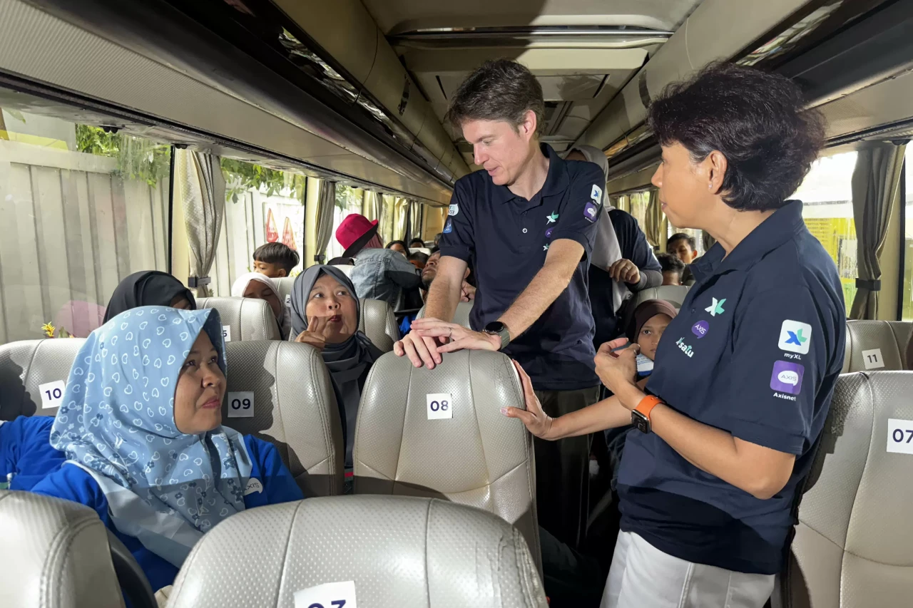 XL Gelar Mudik Bareng...