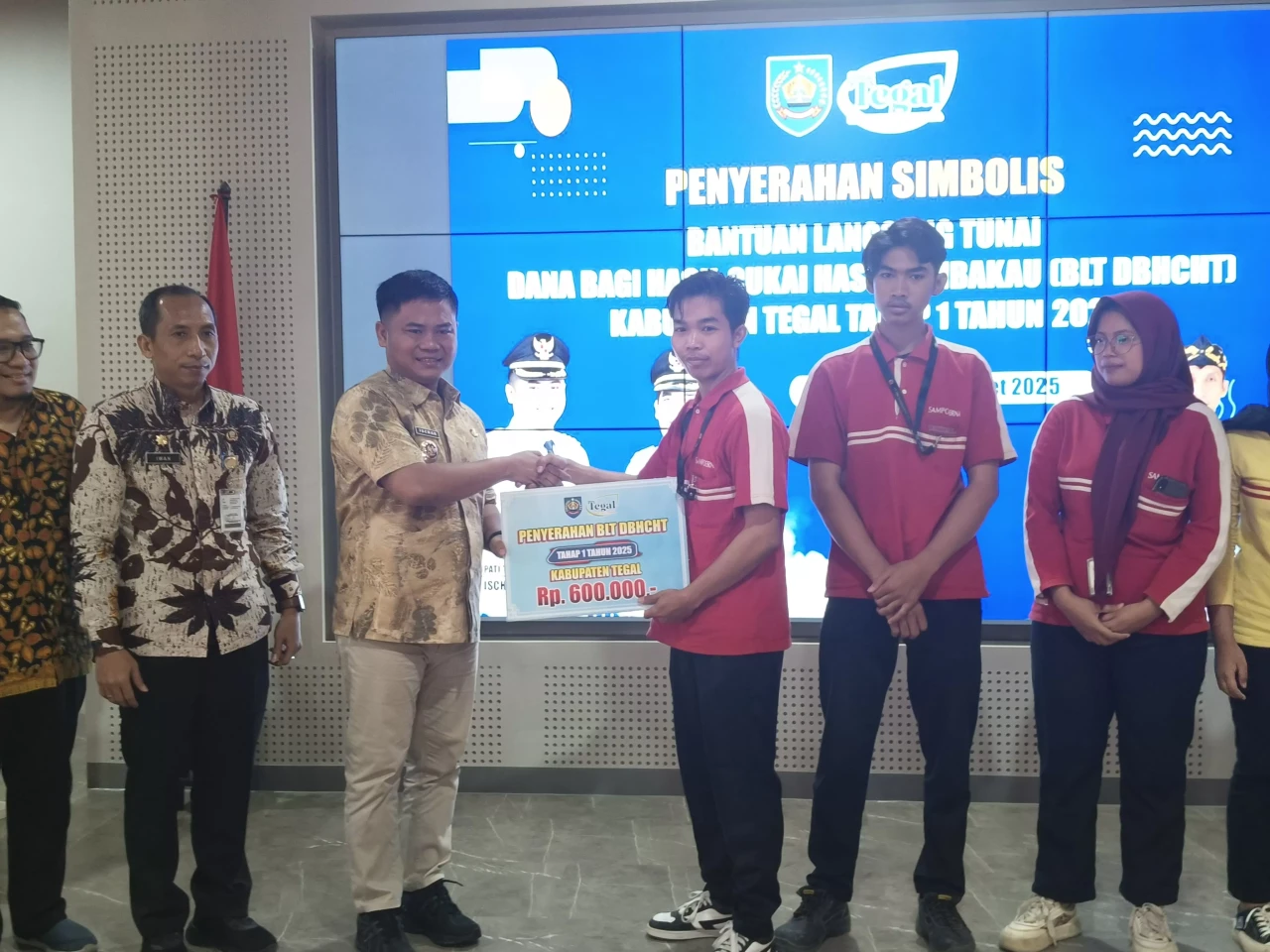 Bupati Tegal Serahkan...