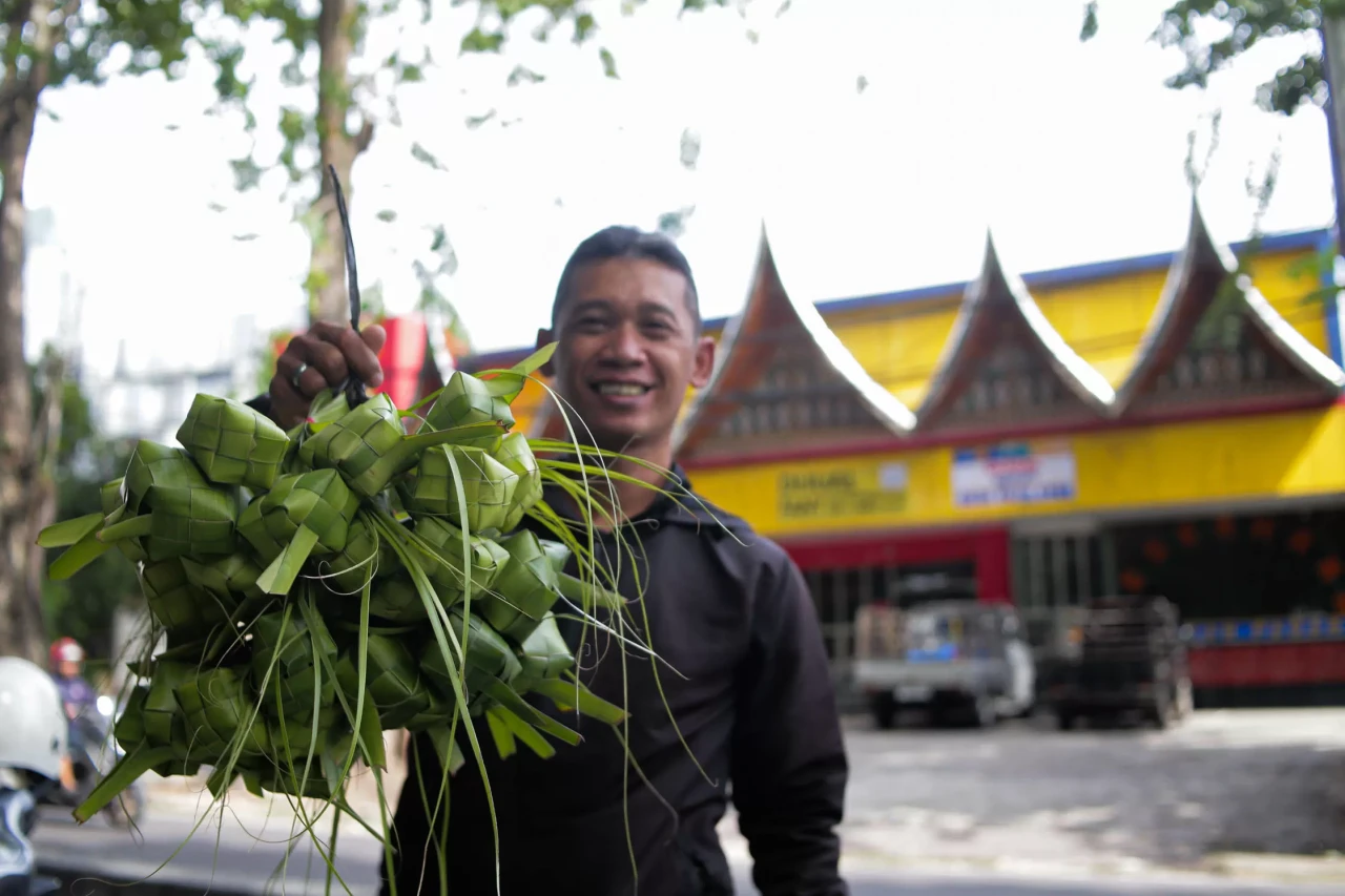 Penjualan Kulit Ketupat...