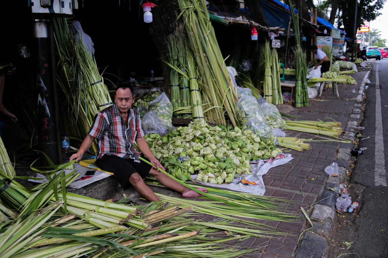 Penjualan Kulit Ketupat...