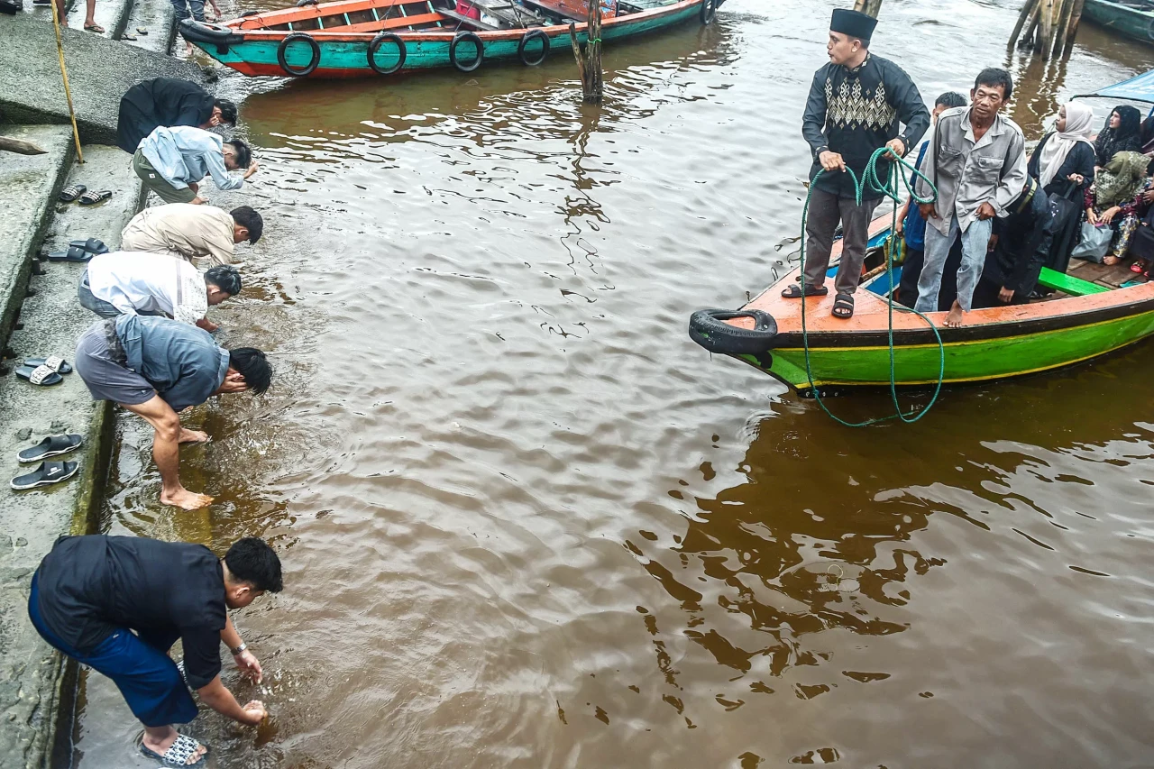 Potret Salat Idul Fitri...
