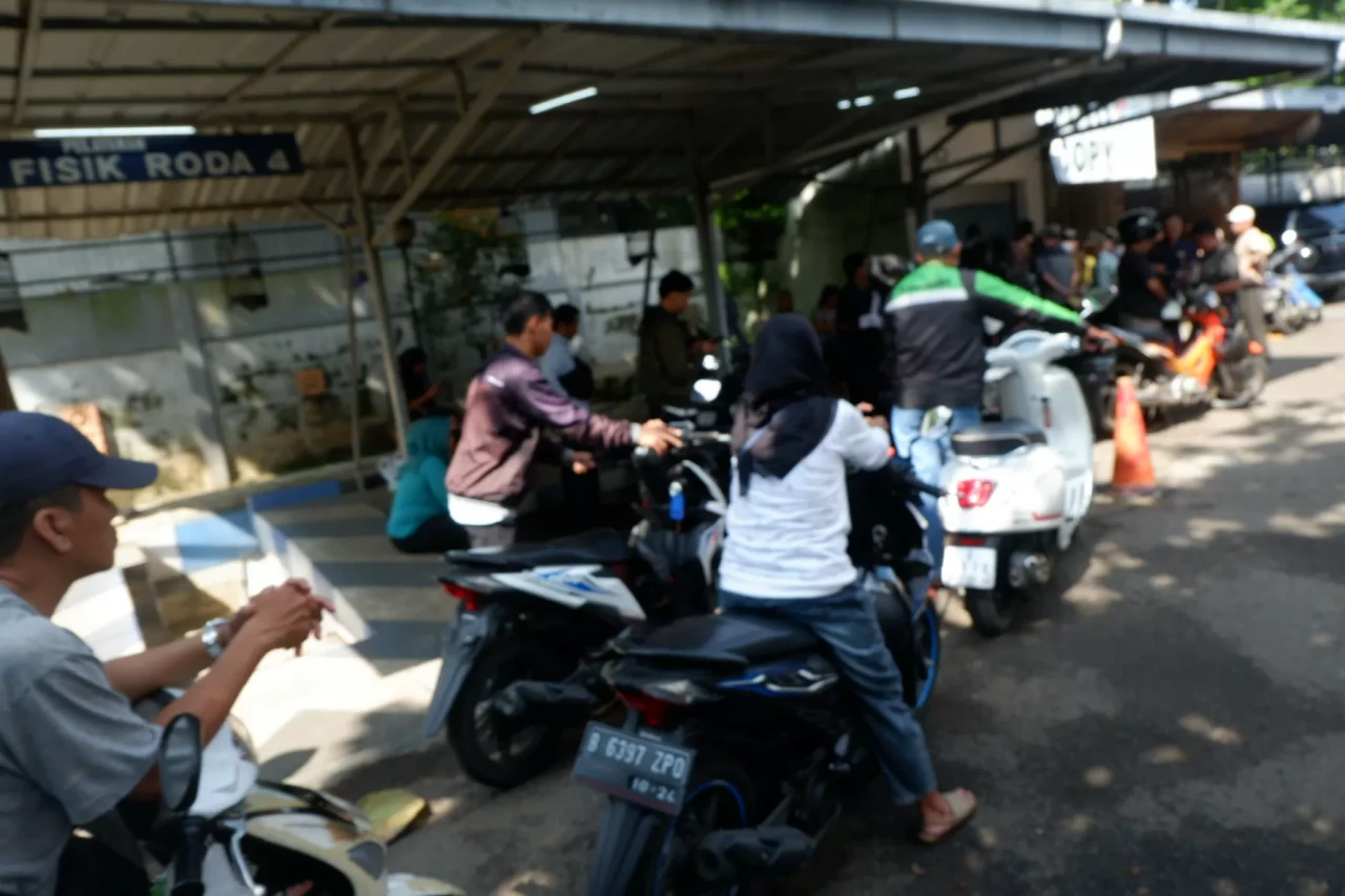 Pemutihan Pajak Kendaraan...