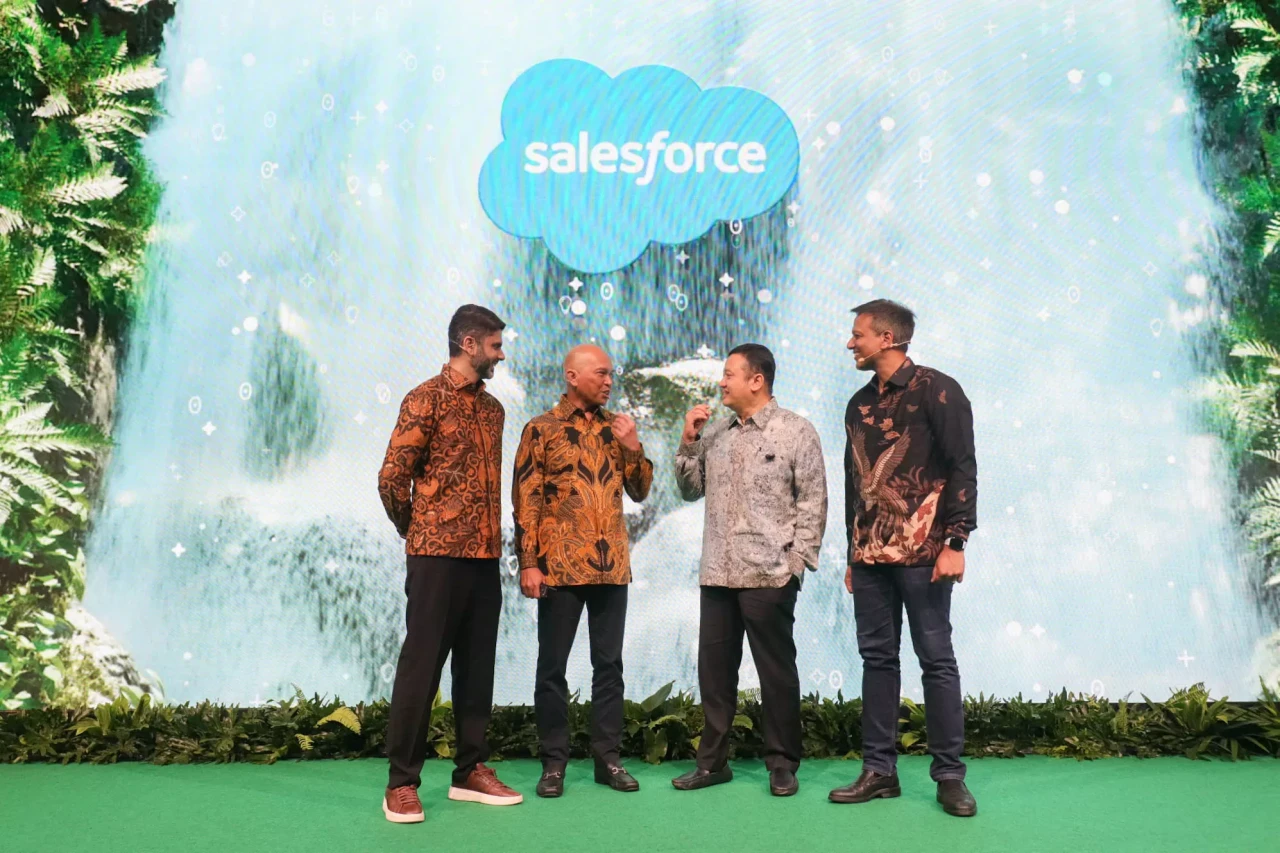 Salesforce Gelar Agentforce...