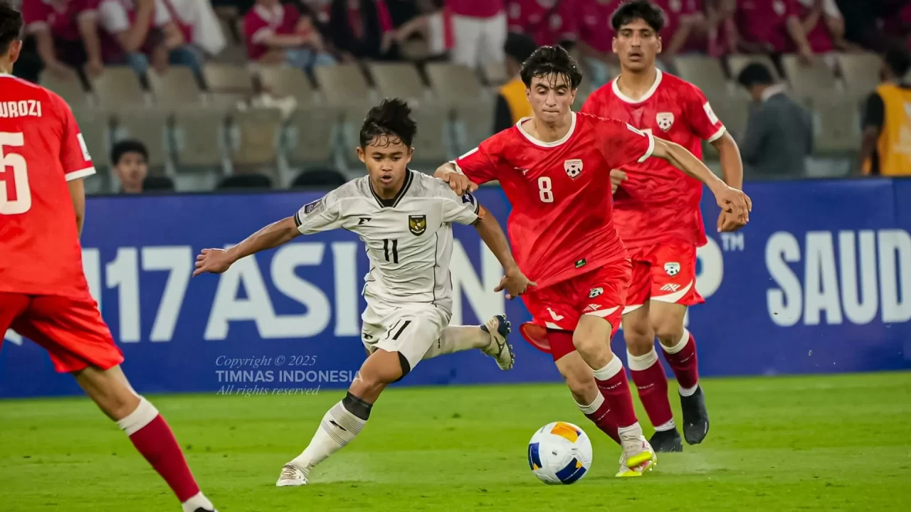 Tak Terbendung, Timnas...