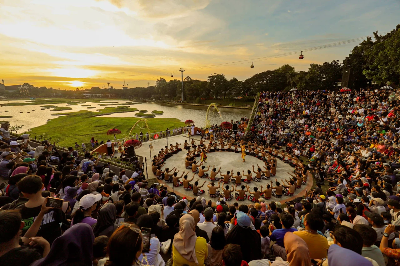 Pertunjukan Tari Kecak...