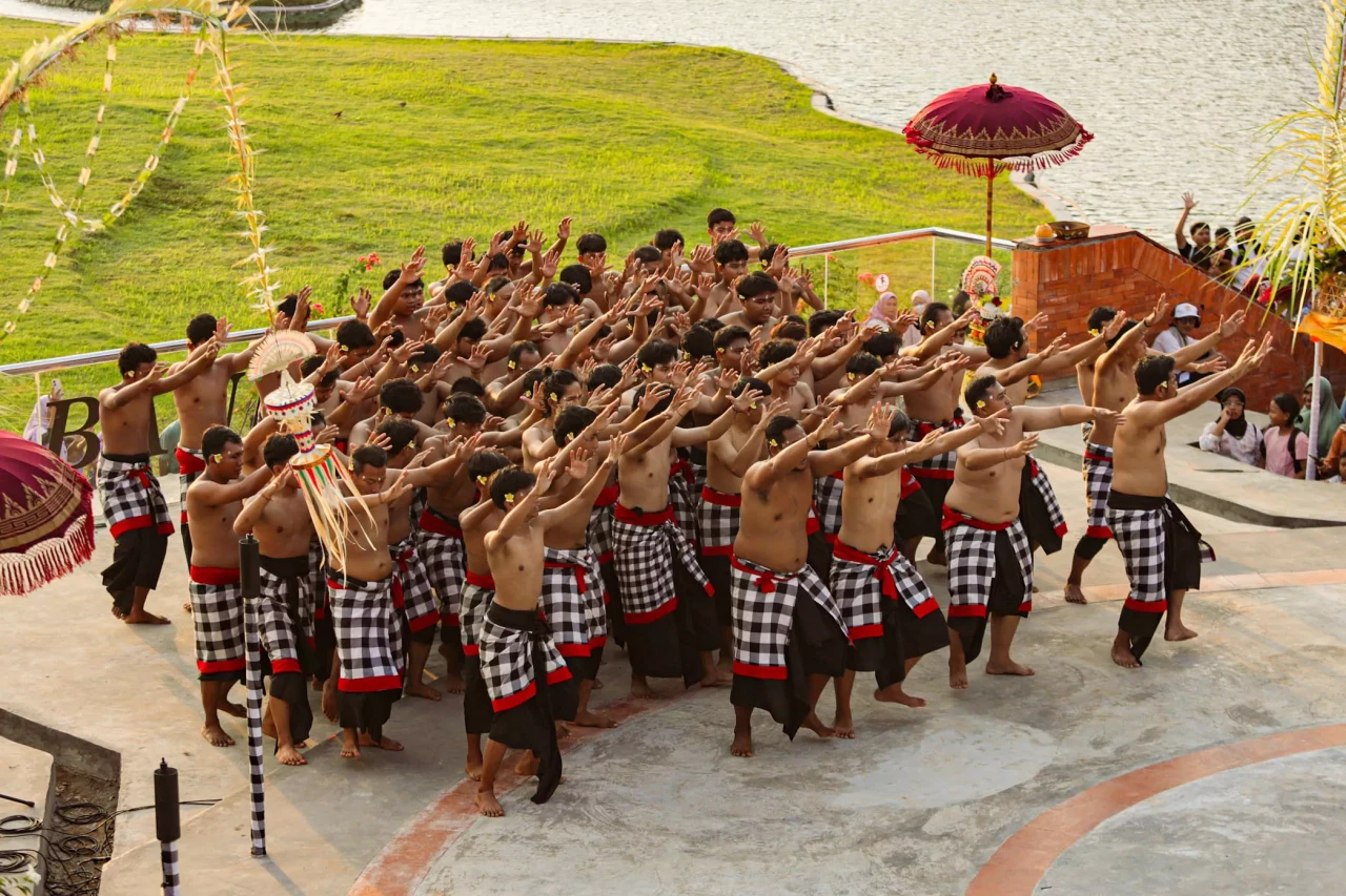 Pertunjukan Tari Kecak...