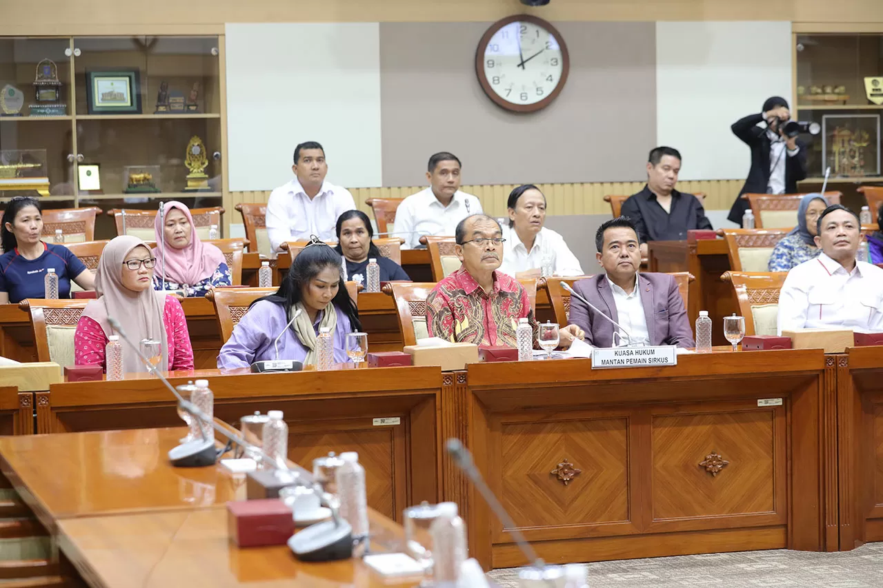 Mantan Pemain Sirkus...