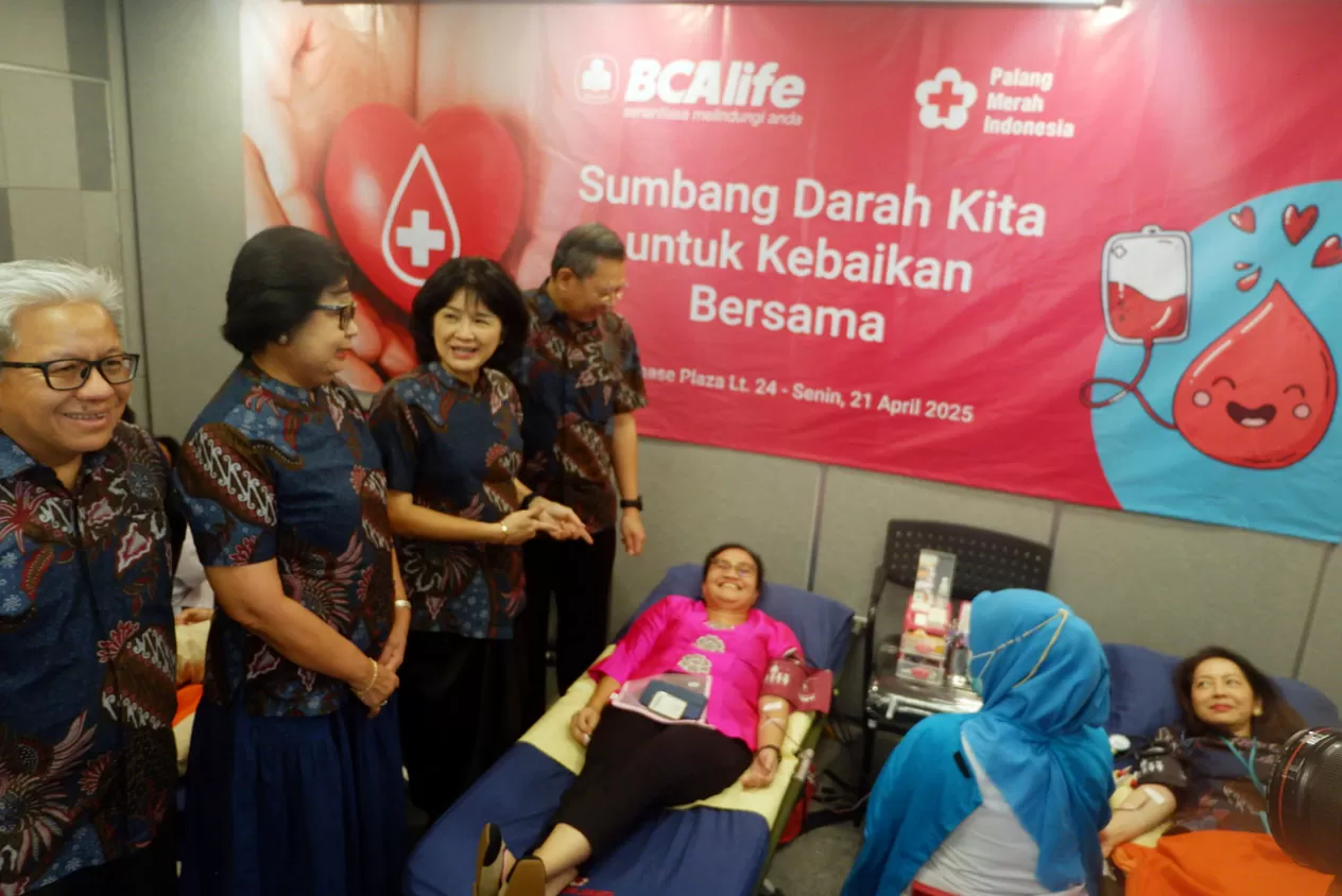 Aksi Donor Darah untuk...