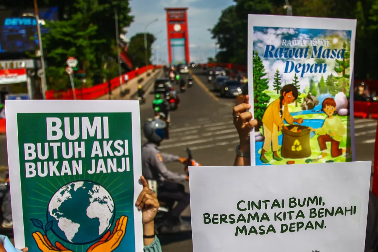 Jalan Kaki Angkat Bola...