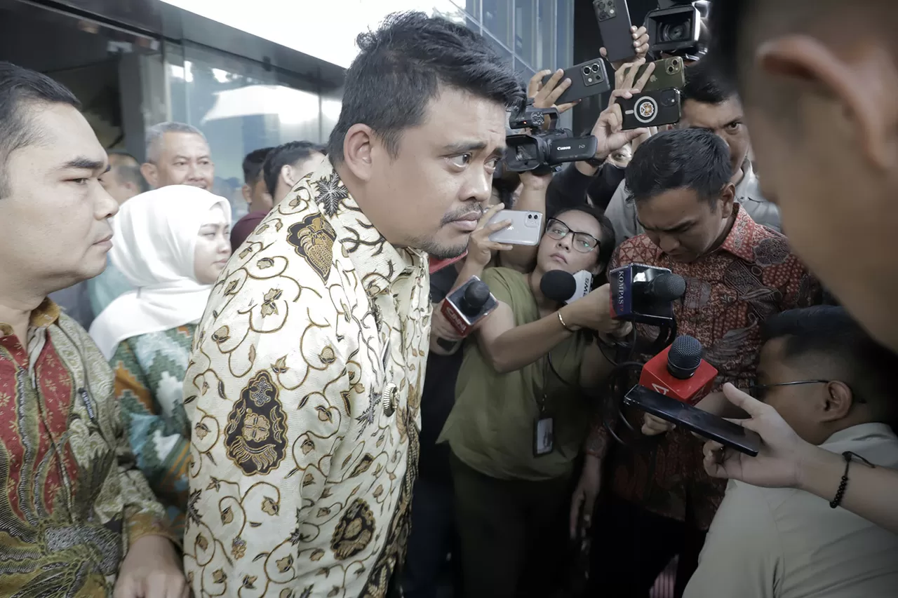 Gubernur Sumut Bobby...