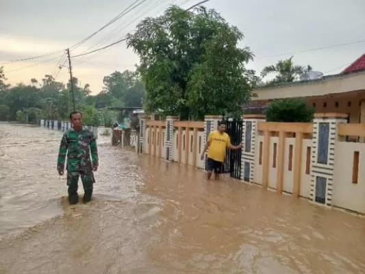 Tanggul Sungai Godo...