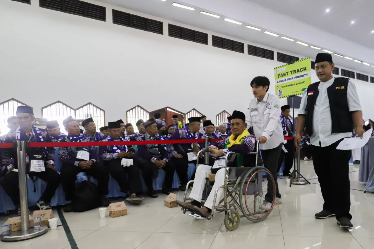 Calon Jemaah Haji Mulai...