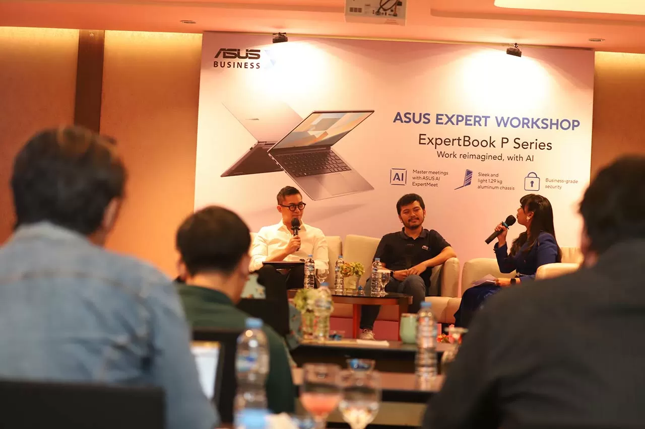 ASUS Perkenalkan ExpertBook...