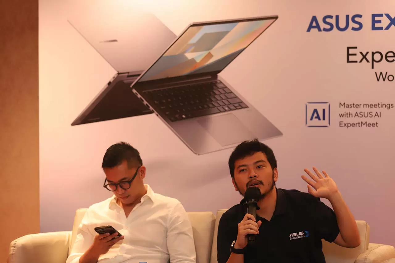 ASUS Perkenalkan ExpertBook...