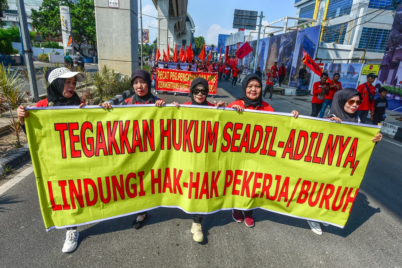 Potret Aksi Hari Buruh...