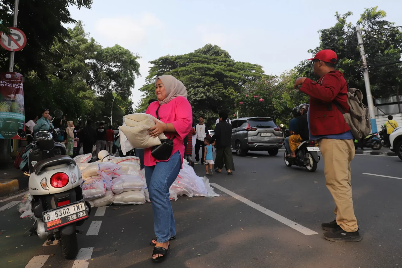 Mahasiswa UBK Gelar...