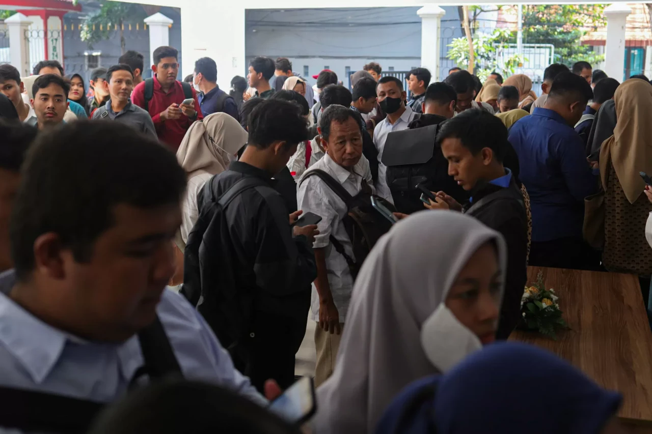 7,28 Juta Orang Indonesia...