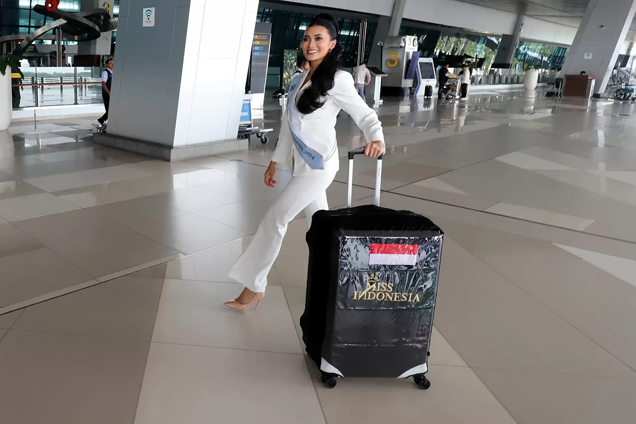 Monica Kezia Siap Harumkan...
