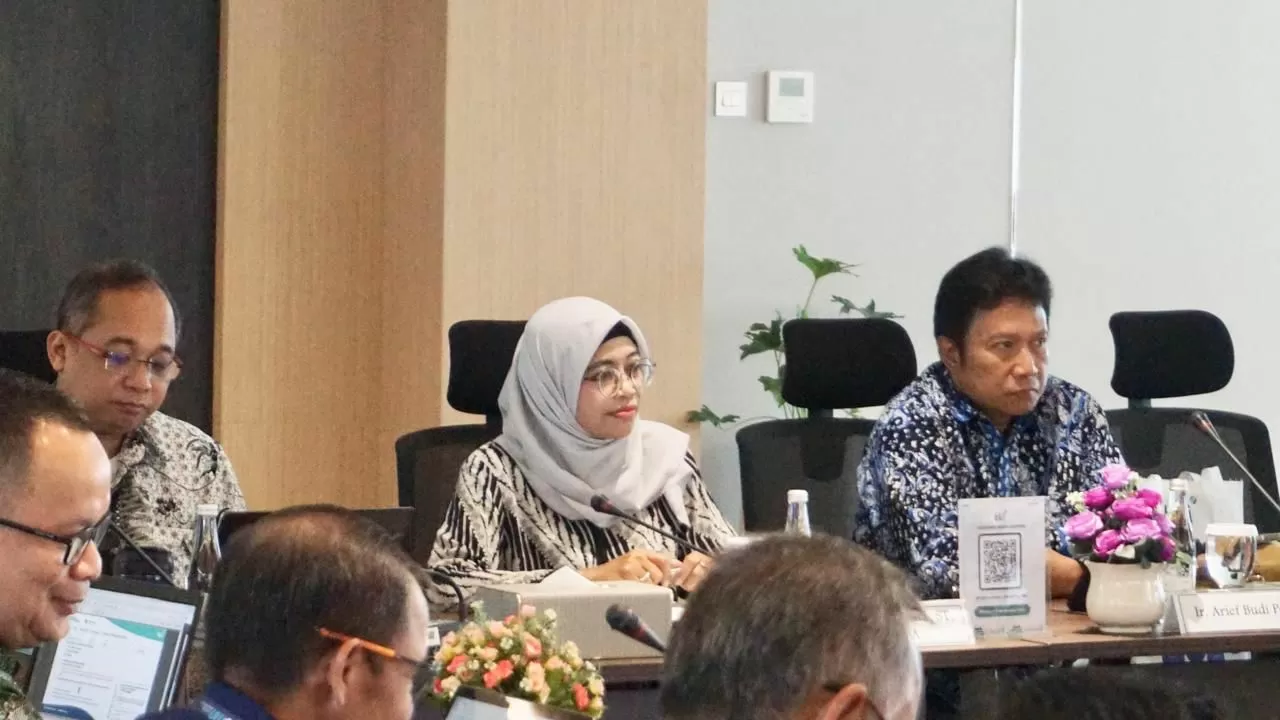 Srikandi BUMN Hadirkan...