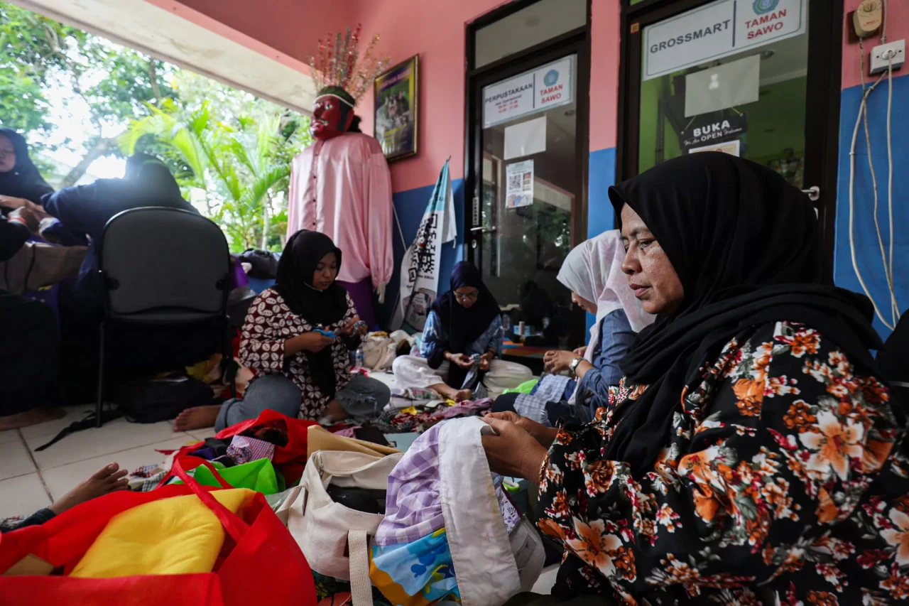 Pelatihan Kerajinan...
