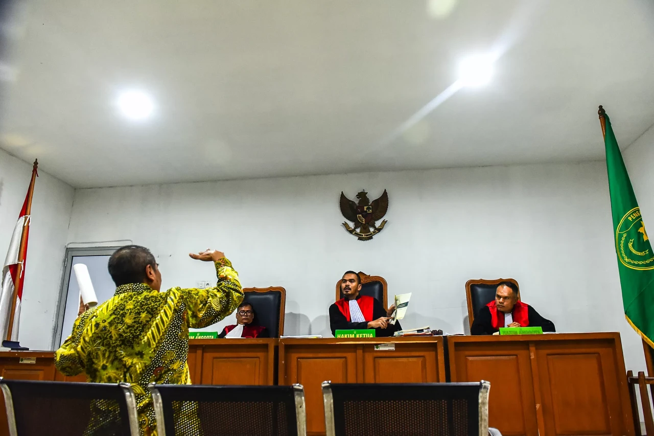 Potret Saksi Ahli di...