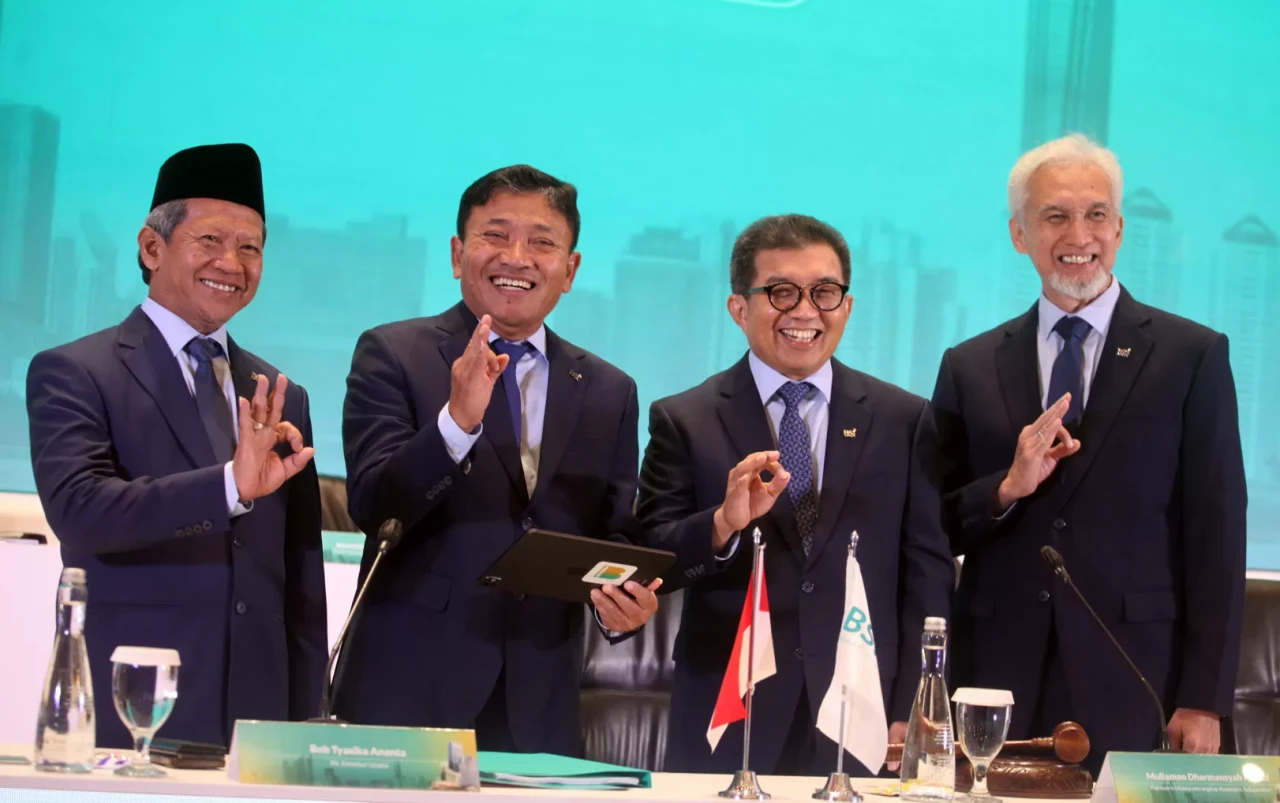 Gelar RUPST, BSI Tetapkan...