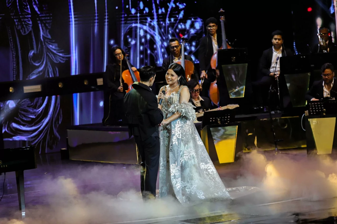 Duet Romantis Shabrina...