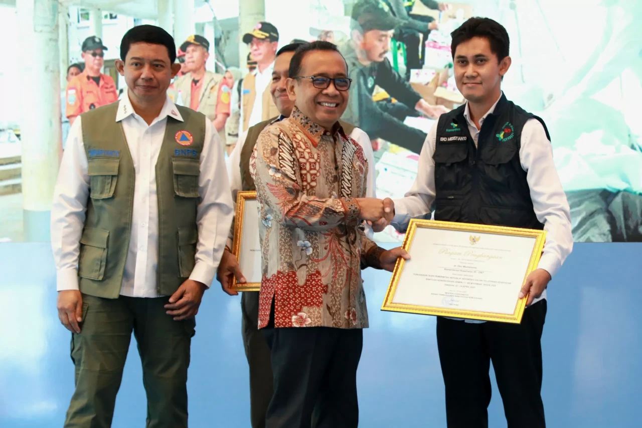 BNPB Beri Penghargaan...
