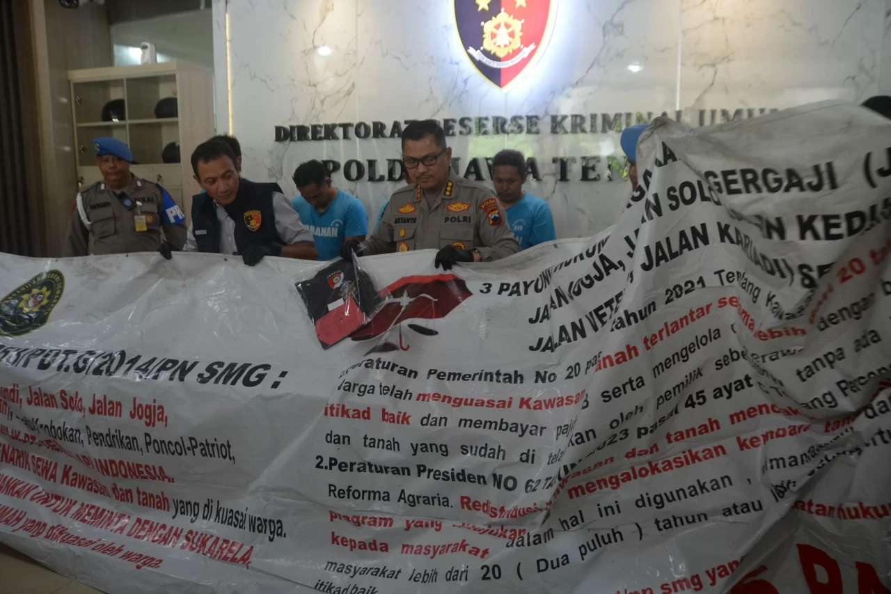 Tampang Empat Anggota...
