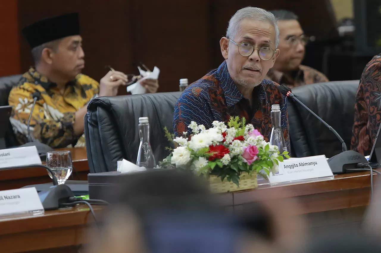 Pendapatan Negara Capai...