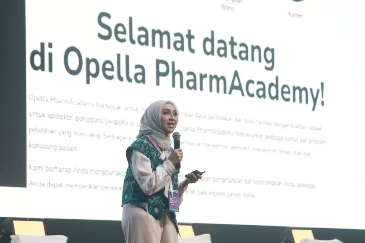 Pelatihan Ribuan Apoteker...