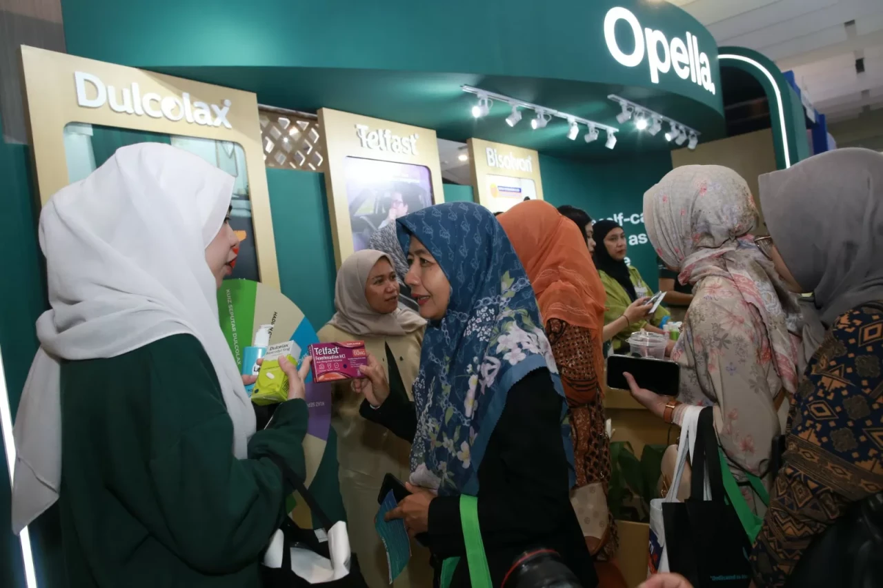 Pelatihan Ribuan Apoteker...