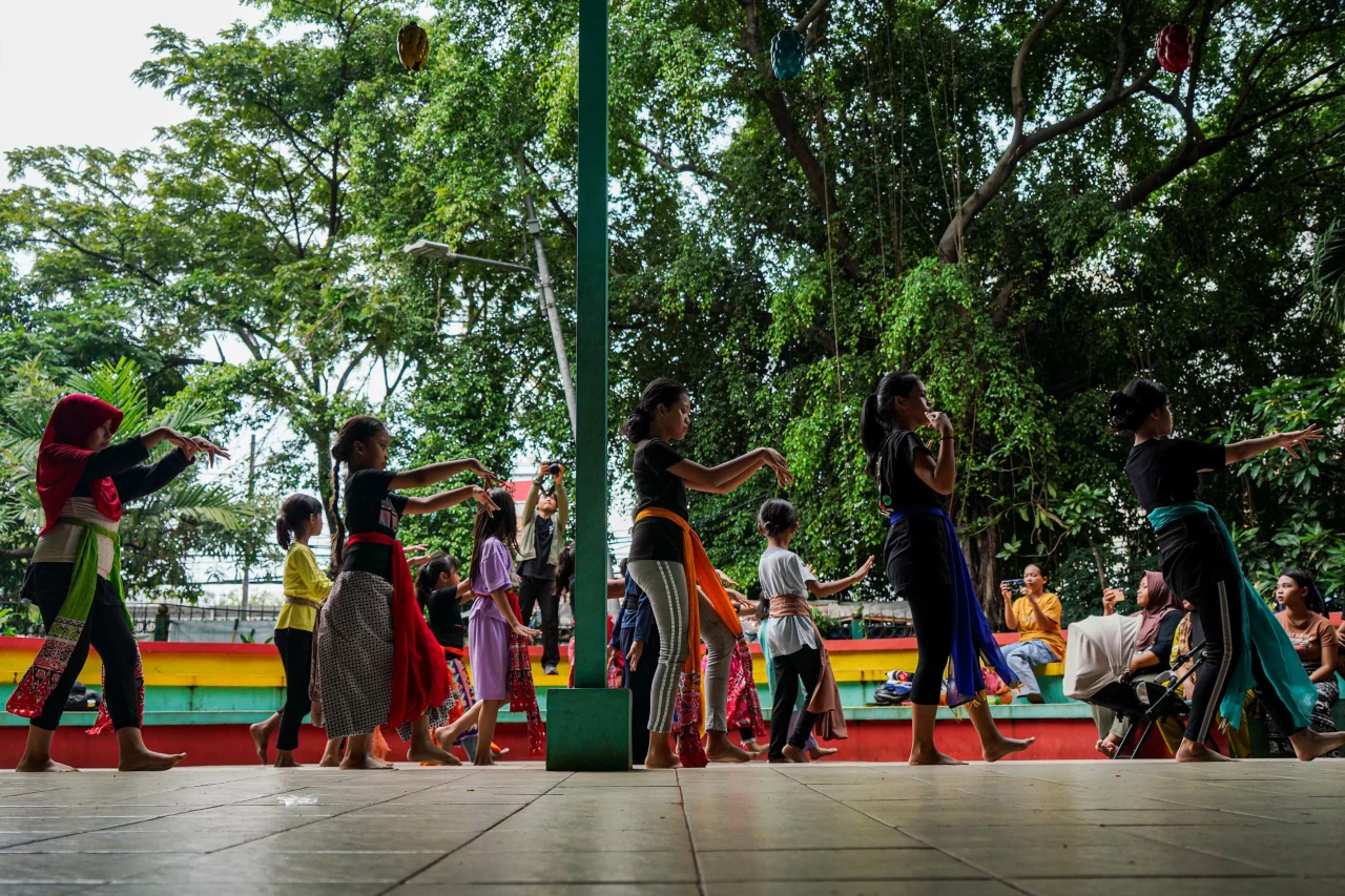 Pelatihan Tari Tradisional,...