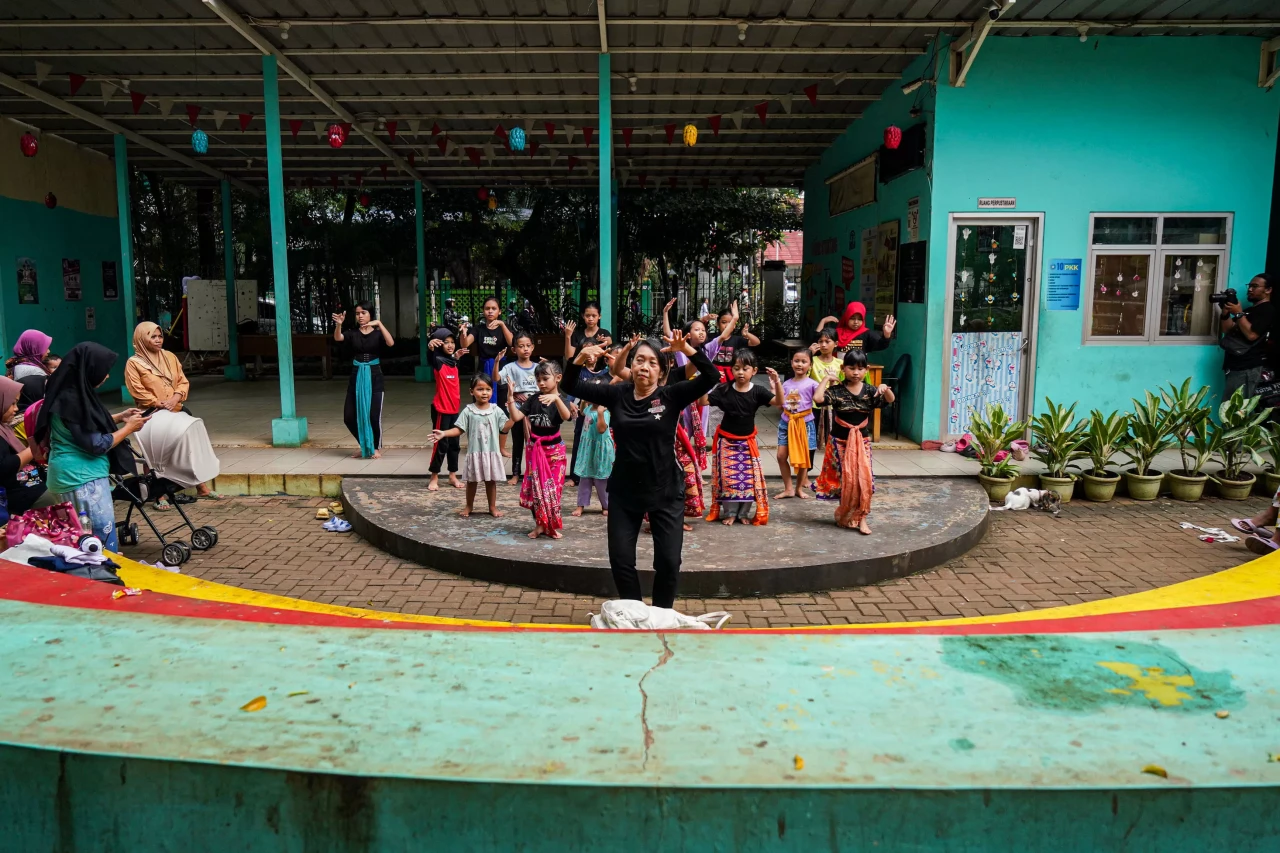 Pelatihan Tari Tradisional,...