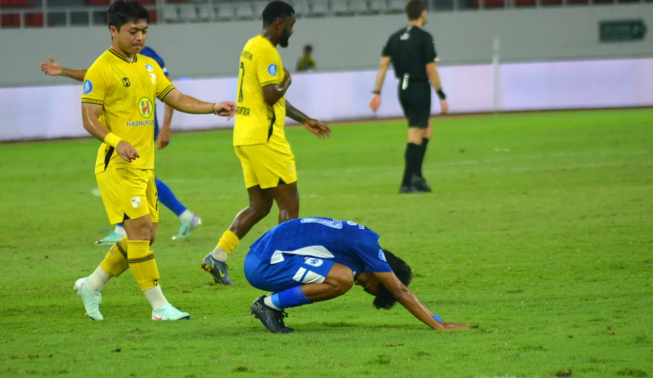 PSIS Semarang Tutup...