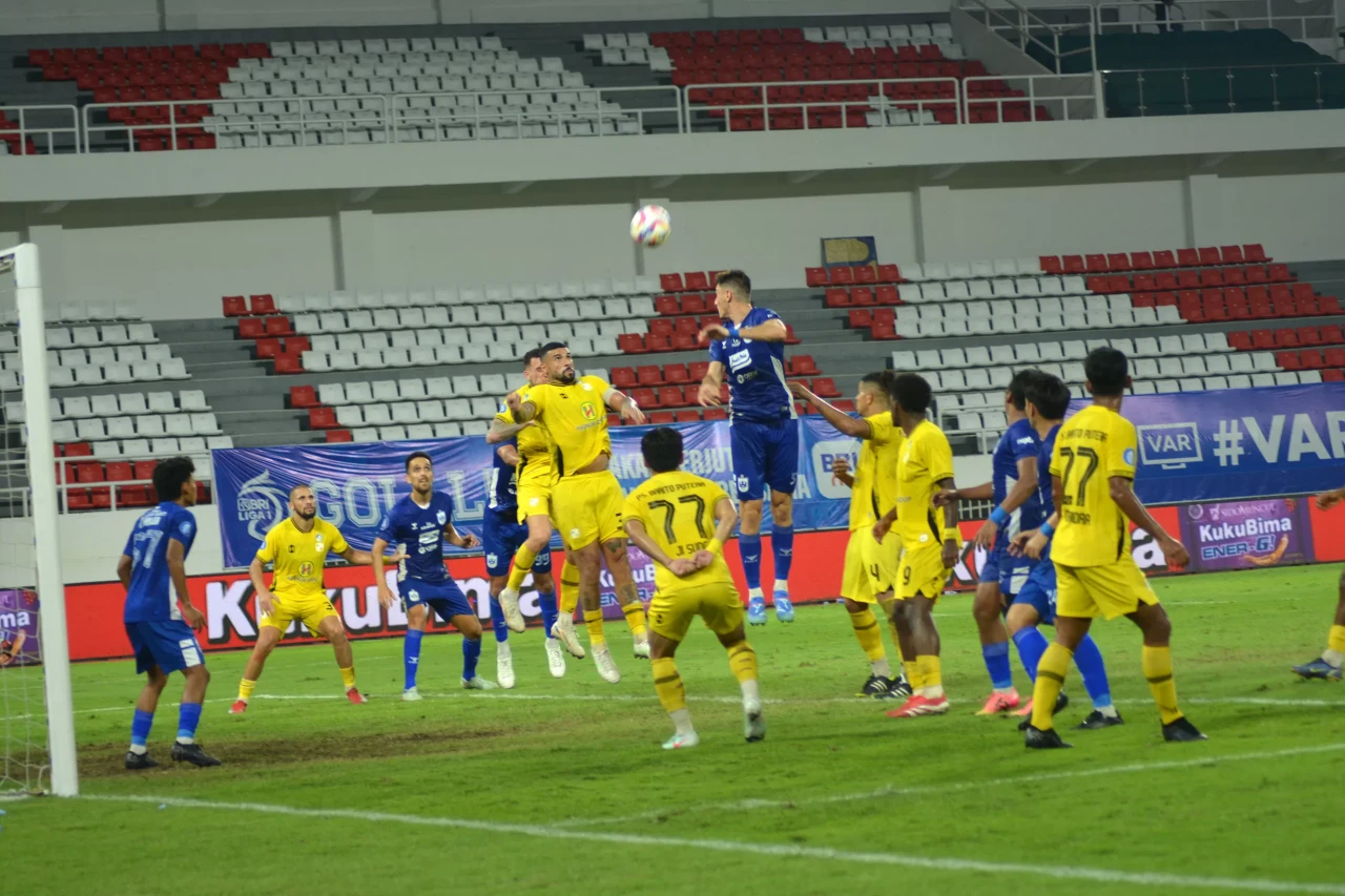 PSIS Semarang Tutup...