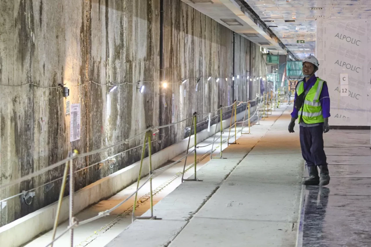 Stasiun MRT Monas Dipastikan...